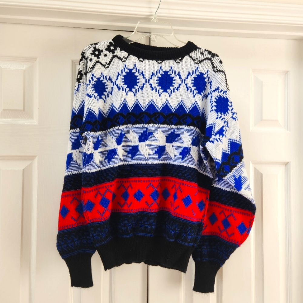 Vintage American Weekend Red White Blue Ski Sweater